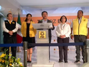 Navarrete expresa vencedor a Silvano Aureoles en Michoacán