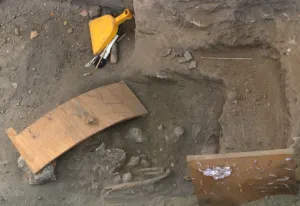 Hallazgos prehispánicos en distribuidor de Cholula no ameritan suspensión: INAH