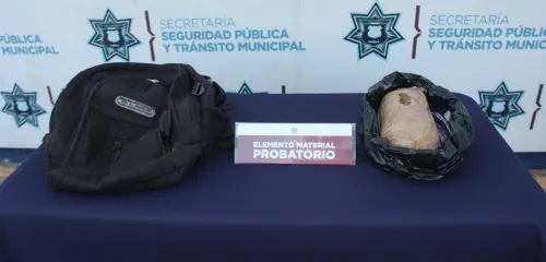 Aseguró Policía Municipal de Puebla alrededor de medio kilogramo de posible marihuana