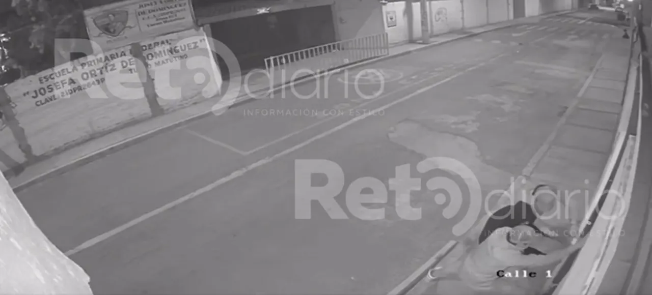 Tres delincuentes ingresaron a un domicilio en Zavaleta tras forzar un portón eléctrico; roban dos bicicletas