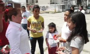 Rescataremos Unidades Habitacionales: Claudia Hernández
