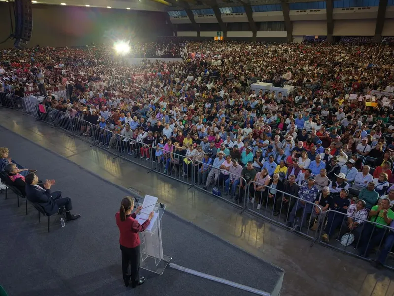 sheinbaum-asamblea-informativa-centro-expositor-pue
