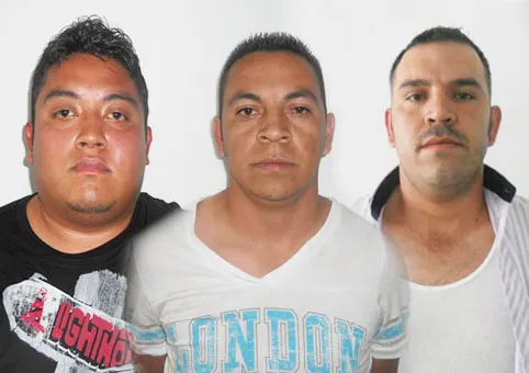 Estatales aseguran a trío de sujetos con armas y chalecos antibalas