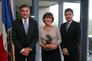 Rivera sostiene reunión con embajadora de Francia en México
