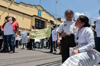 La Academia Militarizada y la obstrucción de los padres de familia