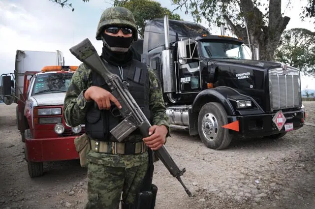 Revelan contratos millonarios de la Sedena para espionaje