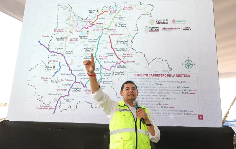 Puebla ampliará obras de infraestructura con más maquinaria y pavimentación en los 217 municipios