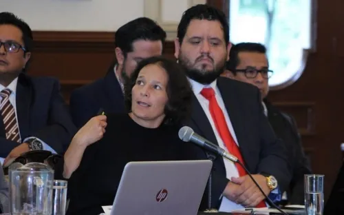 Líderes buscan hacer negocio con programas sociales del municipio
