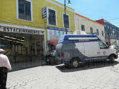 Muere hombre tras caer de tres metros de altura en estacionamiento del CH