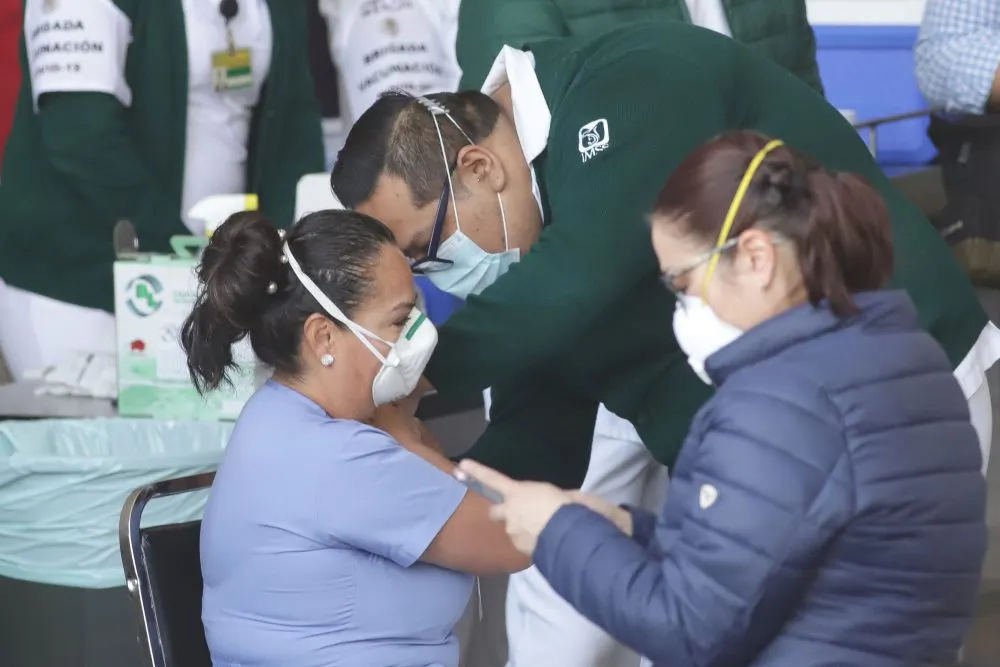 Vacunación ¿salvadora o electorera?