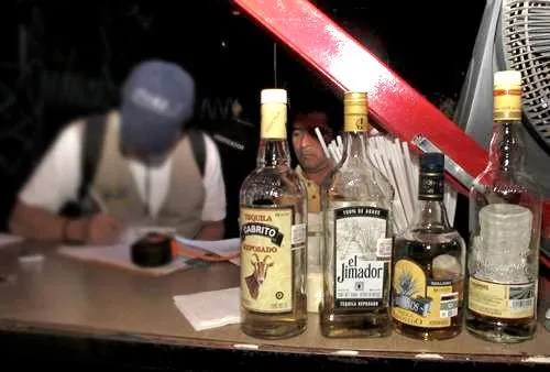 Restringir horario de consumo de bebidas alcohólicas provocará un mercado negro: Canaco