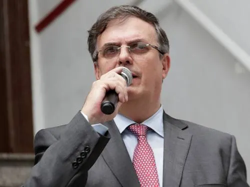 Exitosa, reunión entre López Obrador y ministra de Canadá: Ebrard