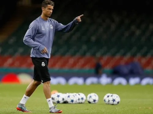 Fiscalía acusa a Cristiano de evadir 14.7 millones de euros