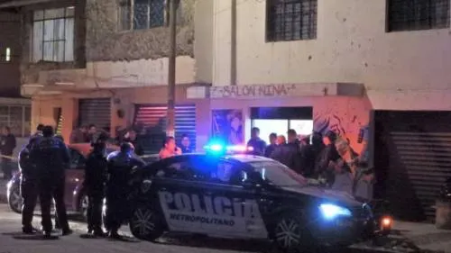 Recibió dos impactos de bala mujer durante asalto a estética en Hueyotlipan