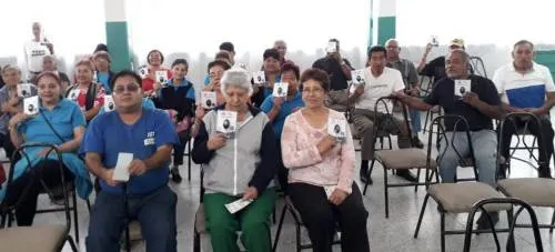 Con alarmas personales, adultos mayores refuerzan su seguridad
