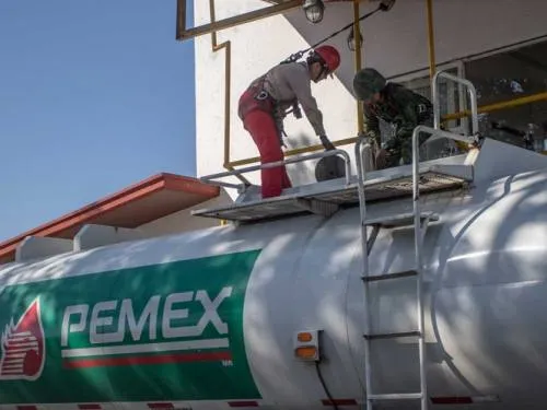 Vinculan a proceso a directivo de Pemex por huachicolero