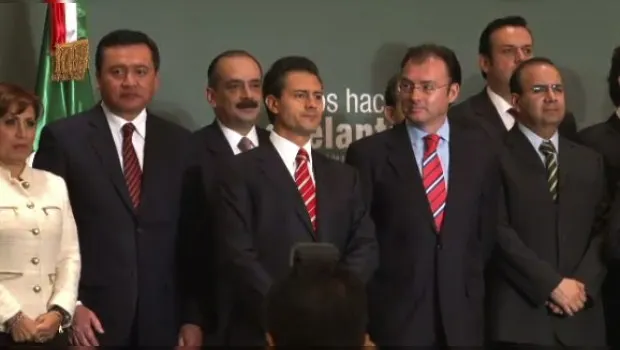 Enrique Peña Nieto presenta hoy a su equipo de transición