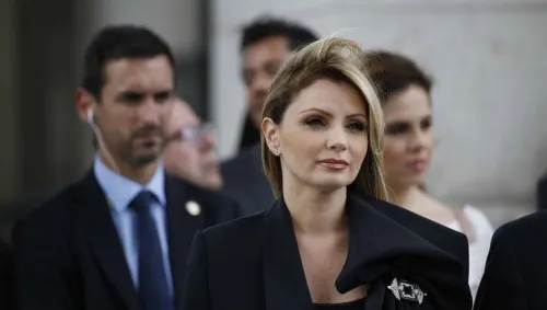 ¿Regresa a la TV? Angélica Rivera reaparece en foro de Univisión