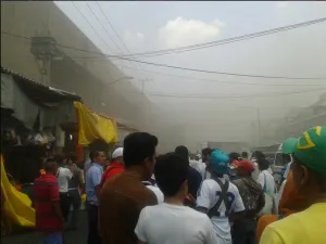 Incendio consume locales del Mercado de la Merced en DF