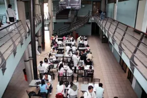 Vientos levantan láminas en Medicina de la BUAP