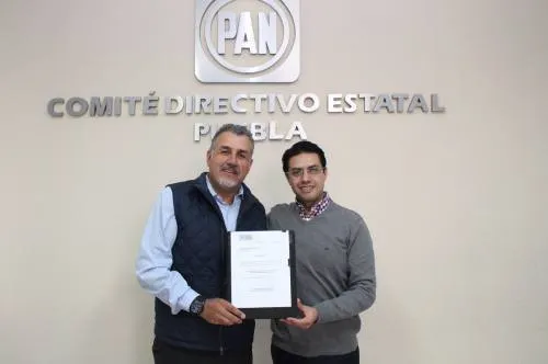 Designan a Francisco Rodríguez coordinador de diputados del PAN