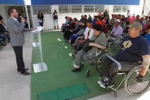 Imparten curso de inclusión laboral y social para discapacitados