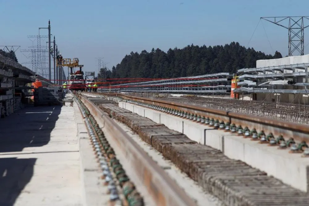 Tren Interurbano