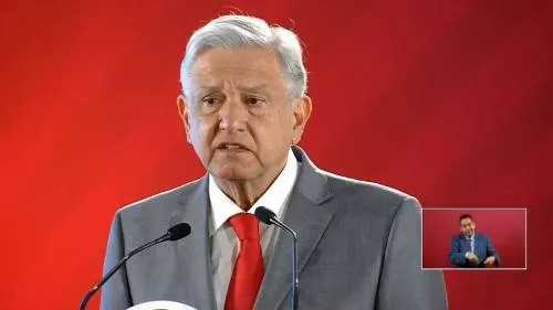 AMLO busca prohibir que exfuncionarios trabajen en privadas relacionadas a su cargo