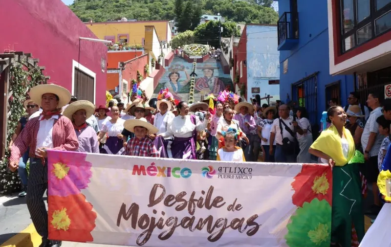 desfile-mojigangas-atlixco