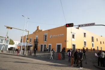 Las extrañas encuestas de Morena y la sucesión en Casa Aguayo