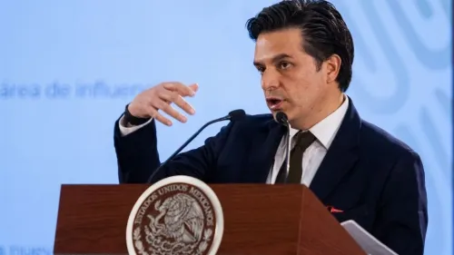Director del IMSS anuncia ‘limpia’ en delegaciones del instituto