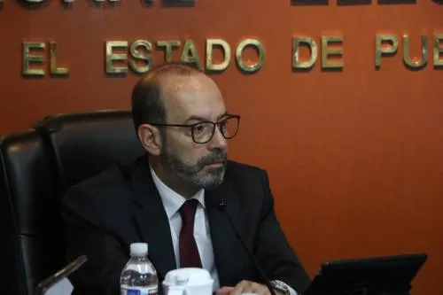 Marcos Rodríguez deja junta del INE  en Puebla; llega Joaquín Rubio