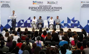 En Puebla tenemos maestros comprometidos con la educación: Gobierno