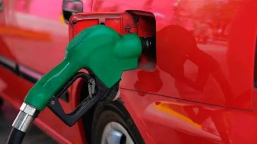Gasolinas impulsan déficit histórico