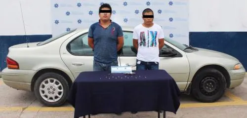 Detiene policía municipal a tres hombres por portación ilegal de arma de fuego