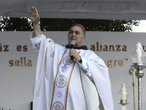 Episcopado, sin postura ante reunión de obispo con narco