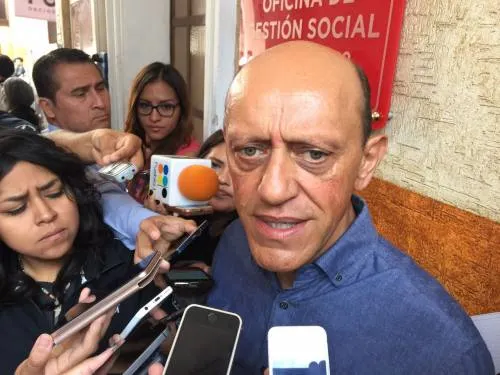Lastiri asegura que su proyecto Decisión Puebla 2018 no es promoción personal