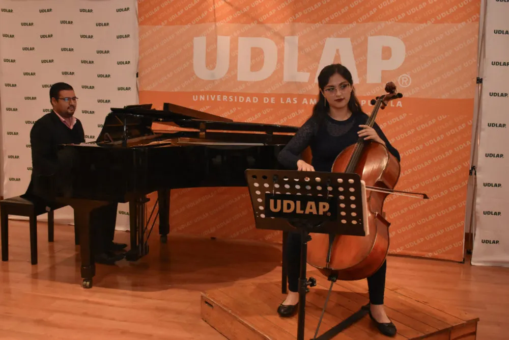 UDLAP concierto de violonchelo y piano