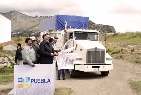 RMV certifica la entrega del mototractor dos mil