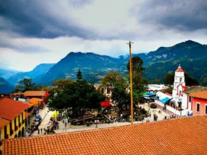 Pueblo Mágico de Pahuatlán, zona de paisajes únicos