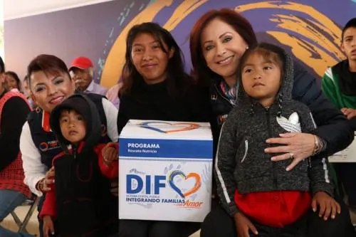 Encabeza Dinorah López gira de trabajo en santiago Miahuatlán