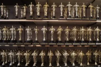 Anuncia Academia de Hollywood nuevo requisito para elegir mejor película en Óscar 2024