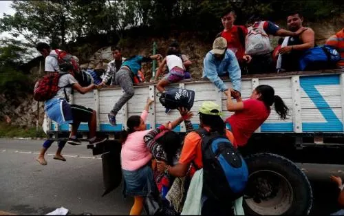 López Obrador promete dar visas de trabajo a migrantes centroamericanos