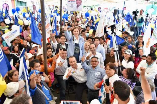 MEA se compromete a impulsar proyectos en beneficio de los comerciantes de la Central de Abastos