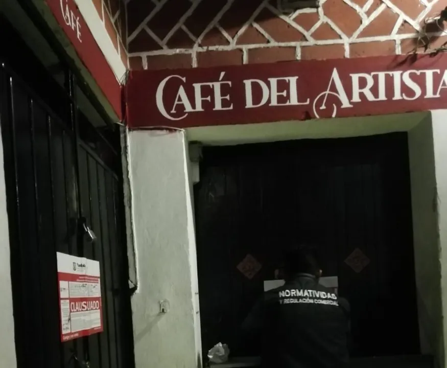 Clausuran dos cafés del Barrio del Artista, en Puebla, por ampliar su giro