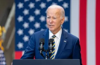 Biden felicita a Javier Milei en una conversación telefónica