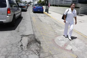 Ayuntamiento ha tapado cerca de 177 mil baches: Argüello