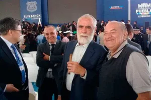 El Jefe Diego reconoce labor social de Banck
