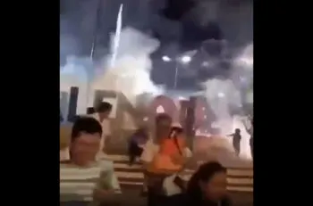 Pirotecnia se sale de control durante el Grito en Palenque; hay cuatro lesionados