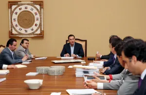 RMV evalúa avances en la reconstrucción de daños causados por Earl